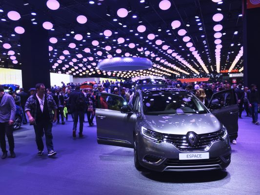 Animation Photocall Pop Up Renault Salon de Auto Facebook Renault Retail Group Lensman