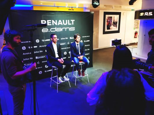 Animation Photocall Renault Atelier Champs Elysees Paris Lensman