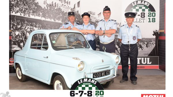 Animation Photocall Retro Le Mans Classic Peter Auto Circuit h Motul Lensman