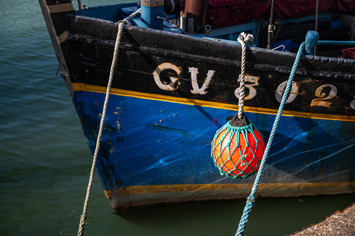 reportage photo cote de jade Cravate et Sandalettes