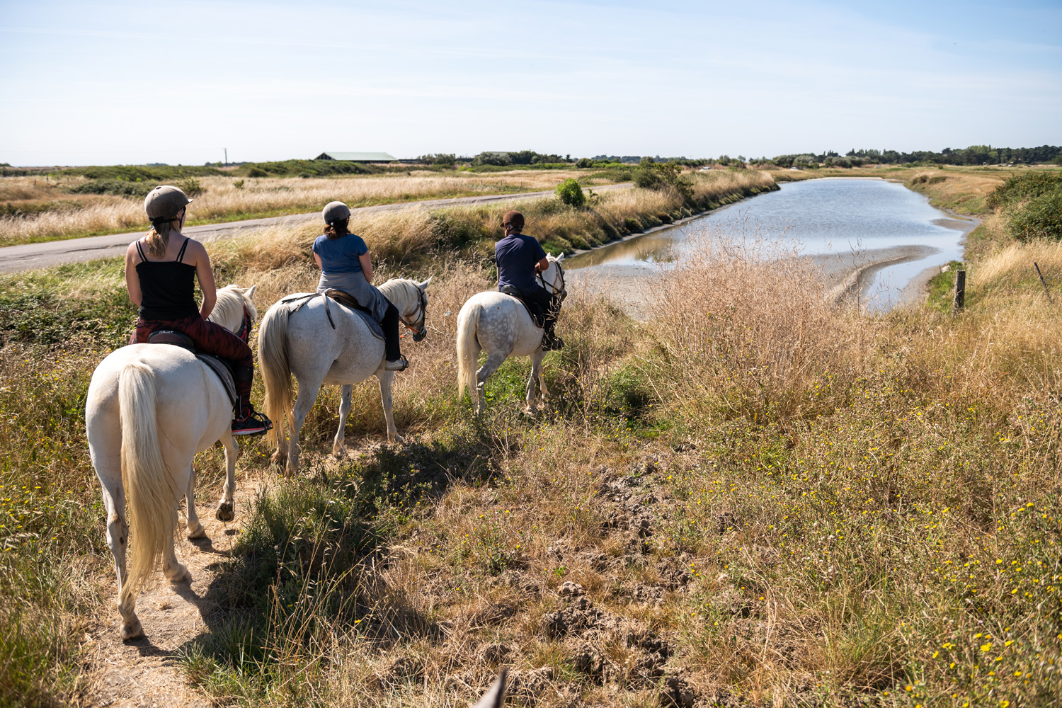 reportage photo cote de jade Cravate et Sandalettes