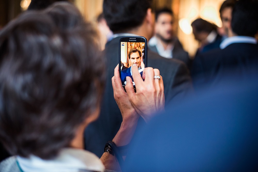 reportage photo credit suisse Roger Federer