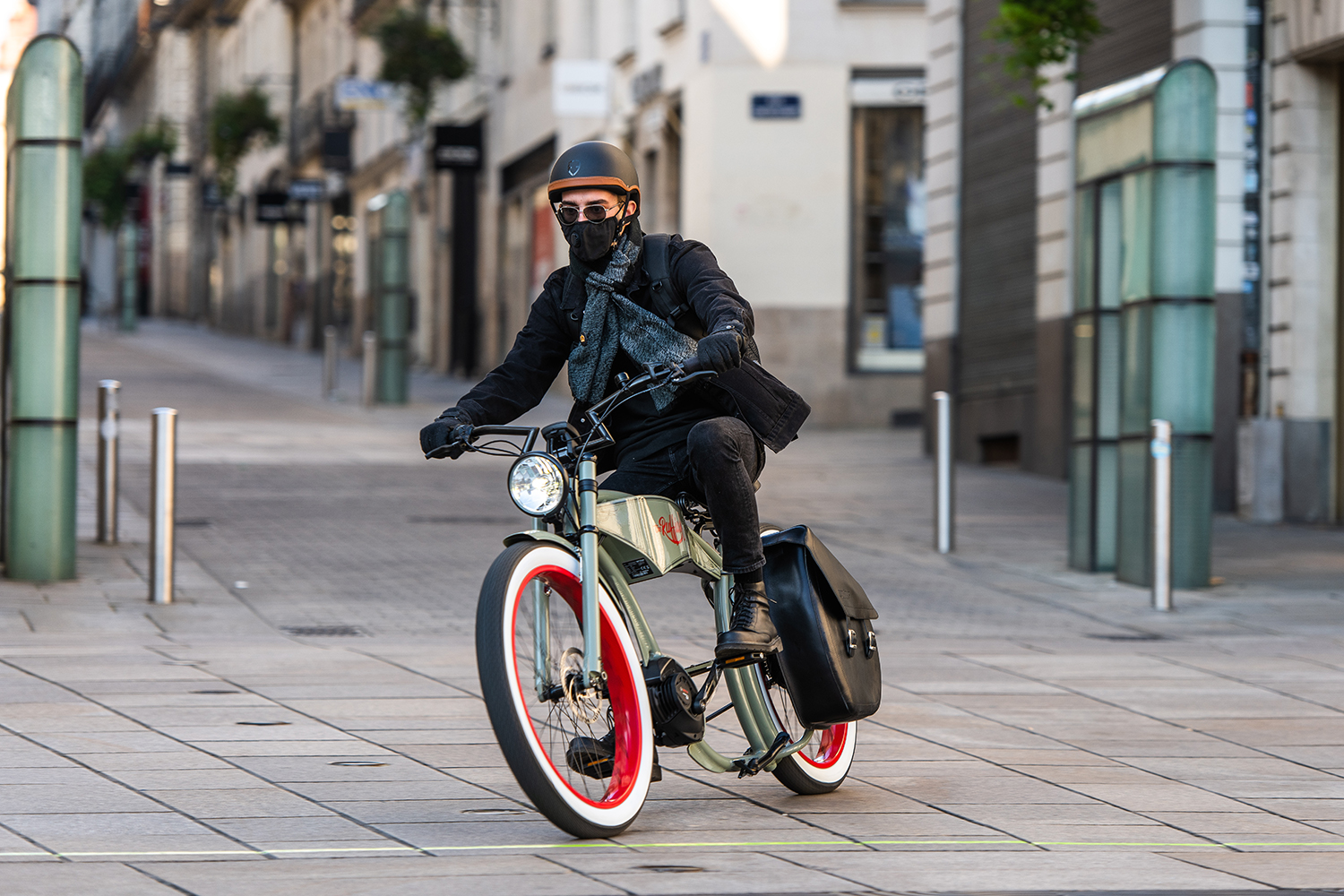 custome rue crebillon Reportage photo pub velo Royom Nantes La Baule Lensman
