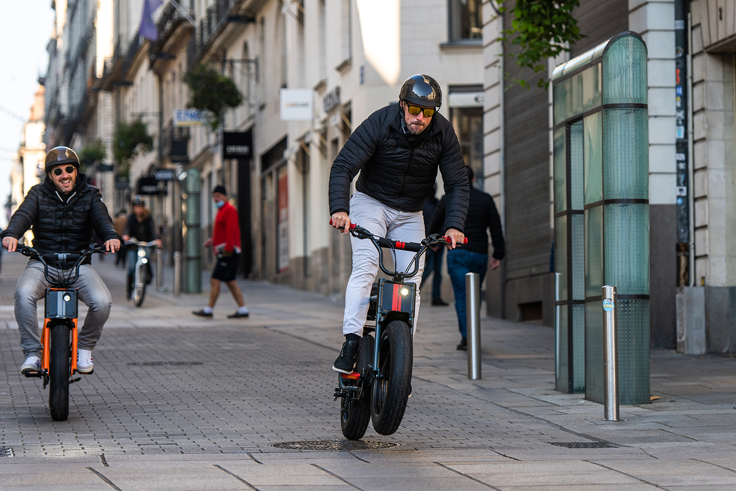 saut rue crebillon Reportage photo pub velo Royom Nantes La Baule Lensman