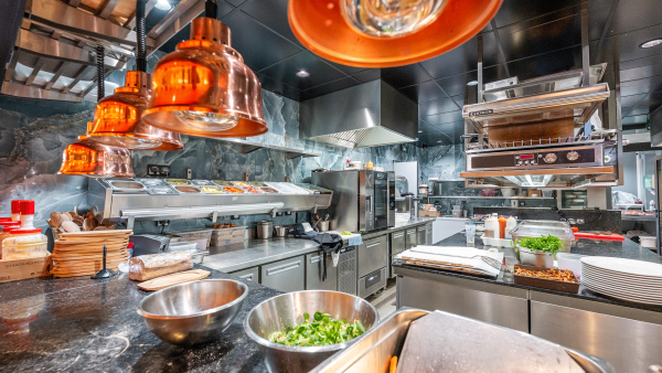 LENSMAN STUDIO Michael MENIANE