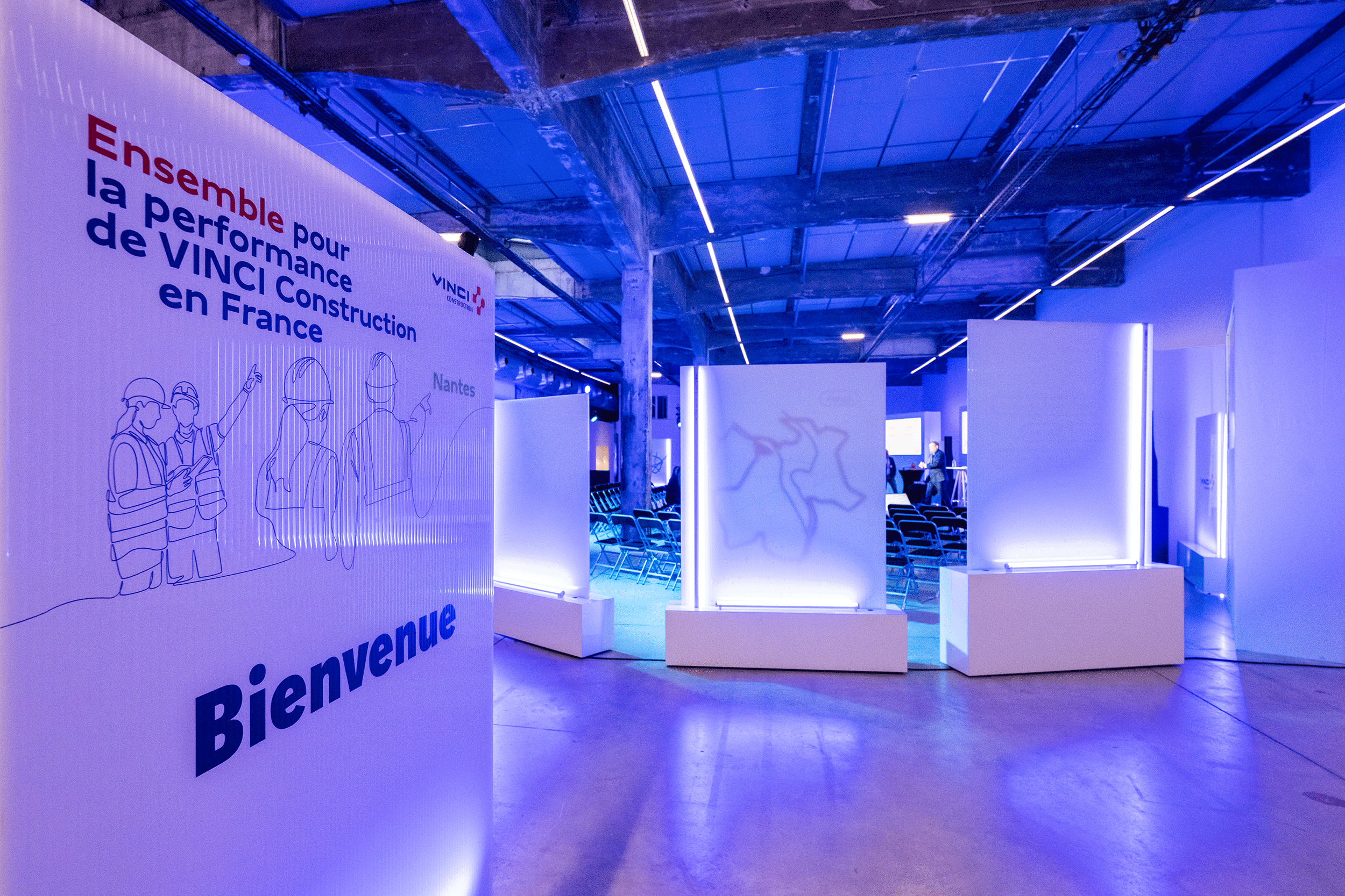 LENSMAN STUDIO Michael MENIANE