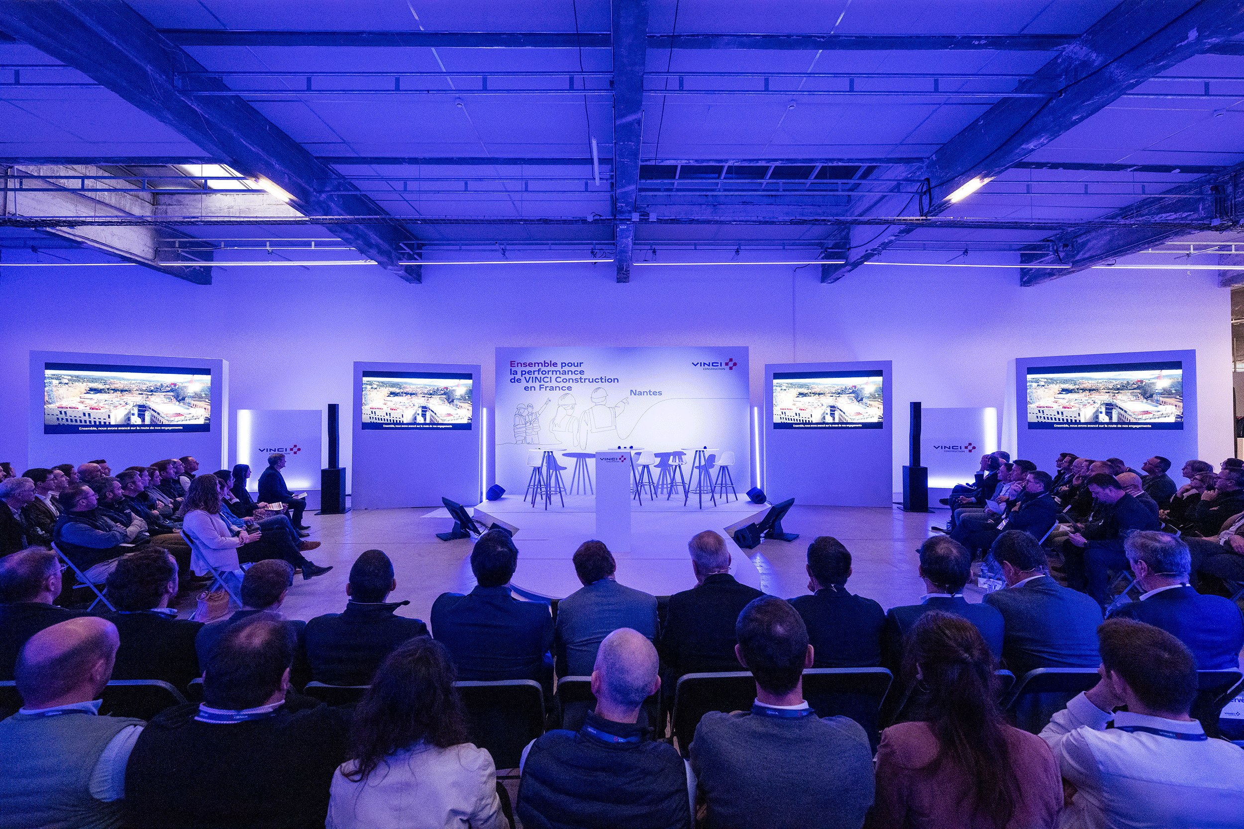 LENSMAN STUDIO Michael MENIANE