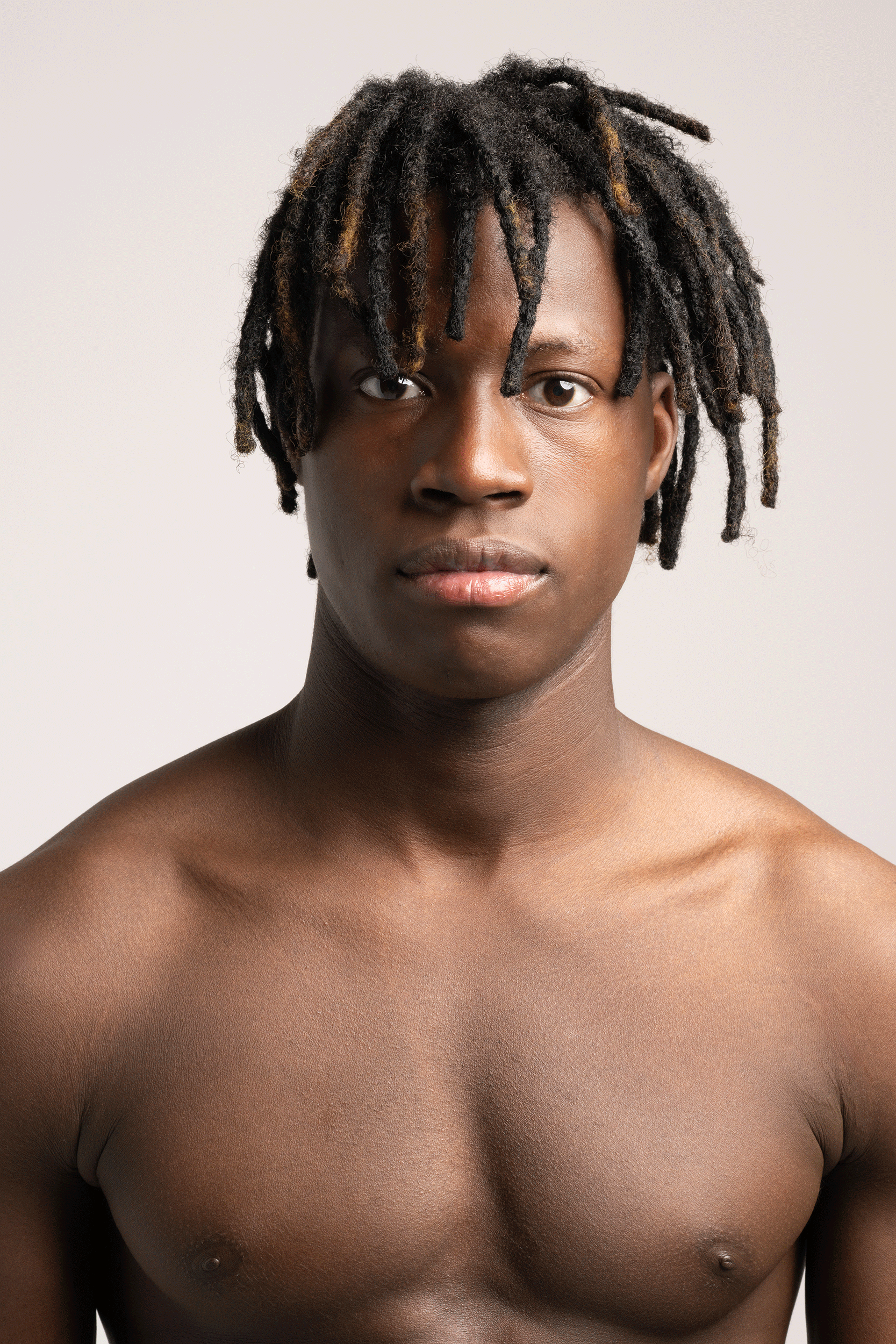 LENSMAN STUDIO Michael Meniane