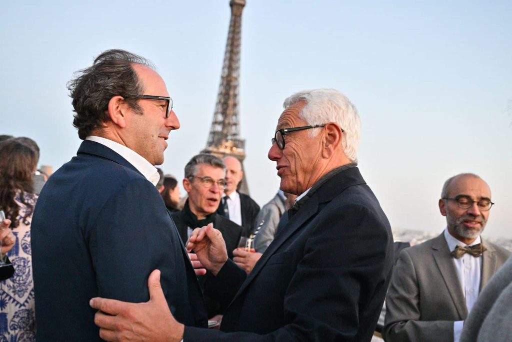 LENSMAN STUDIO Michael Meniane